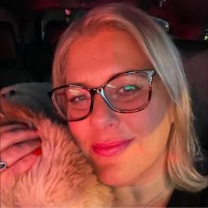 Meet your Posher, Traci